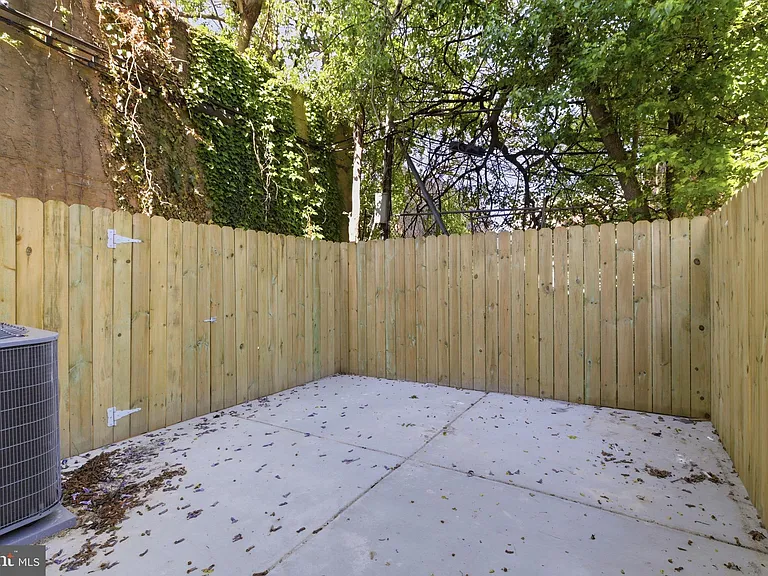 2310 N Sydenham St #1 — Photo 10
