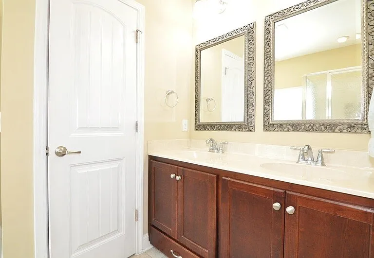 156 Cottonham Ct — Photo 17