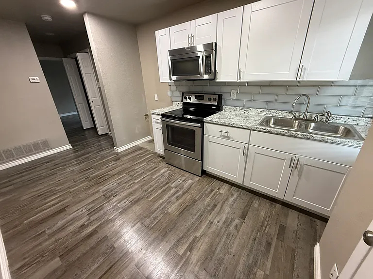 2311 Vagas St #A2 — Photo 5