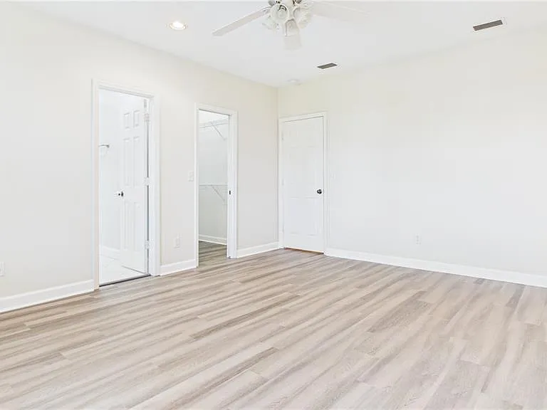 505 S Tampania Ave #7 — Photo 23