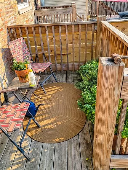 10748 S Champlain Ave — Photo 22