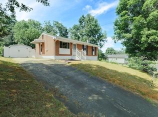 2911 Bent Tree Cir, Salem, VA 24153