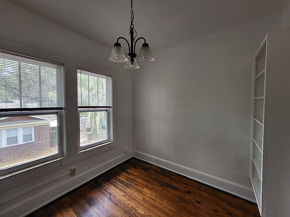 4th image of 4548 Notter Ave