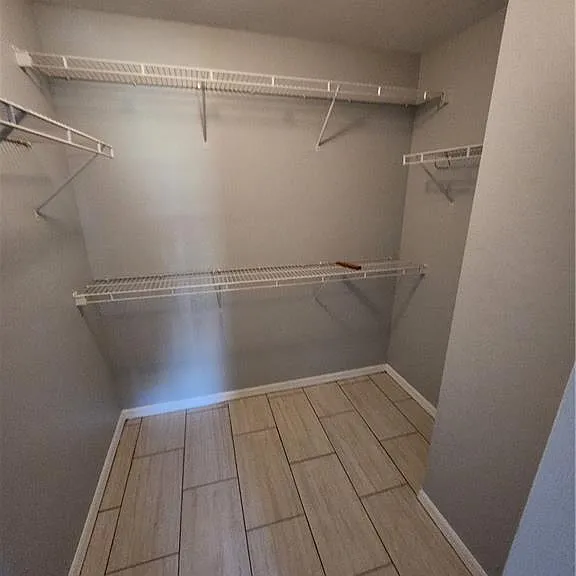 4126 SW 8th Pl — Photo 12