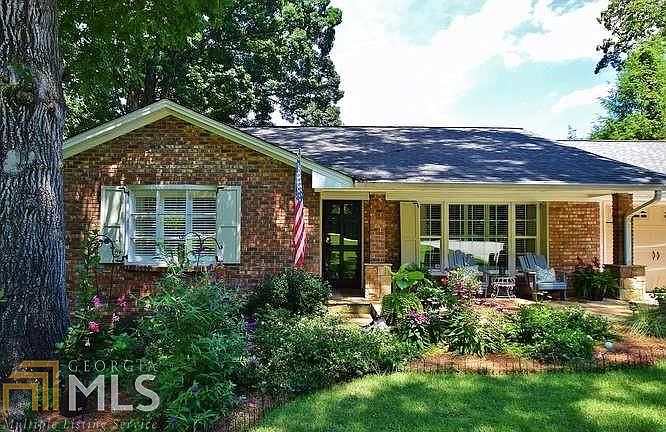 1st image of 864 Chattahoochee Dr