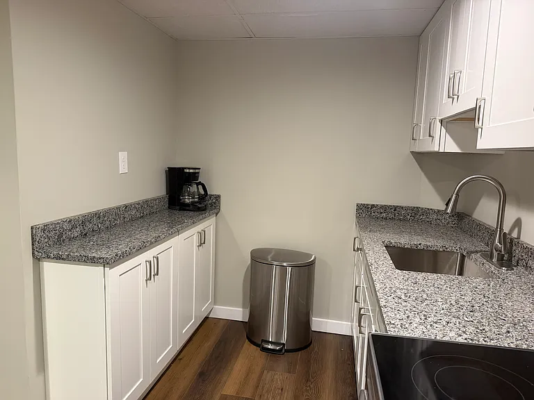 405 La Clair Ave — Photo 12