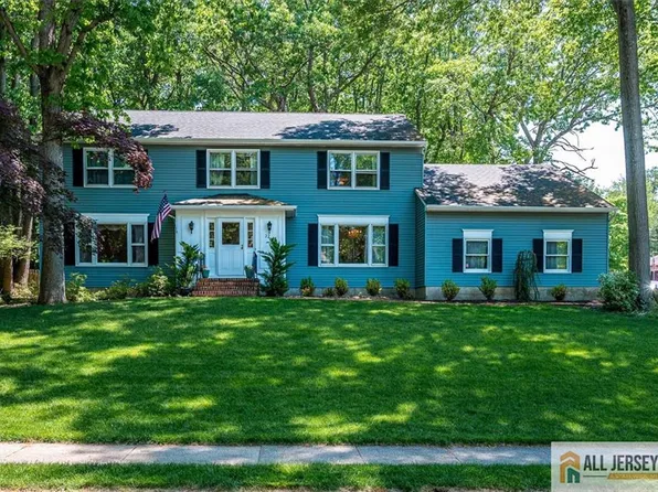 22 Woodgate Dr, Monmouth Junction, NJ 08852