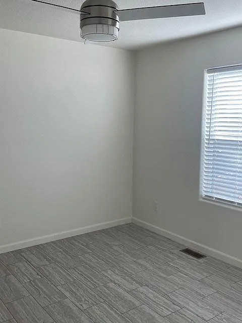 2 bed, 2.0 bath, 790 sqft, $1,087 — Photo 2