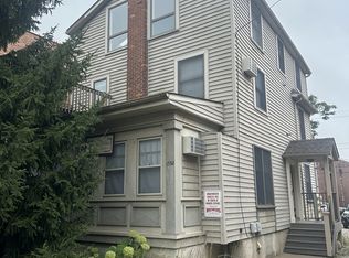 1332 Geddes Ave #1, Ann Arbor, MI 48104