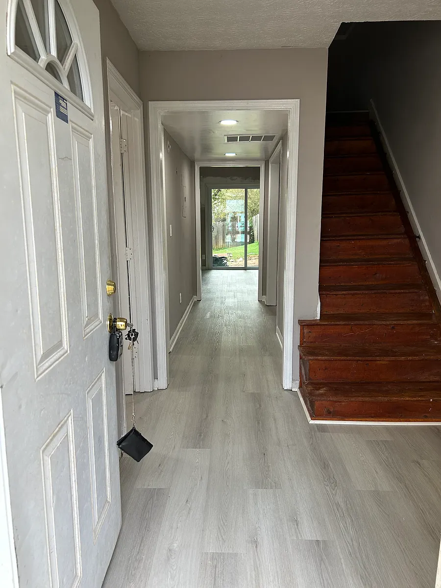 Building Photo - 359 Lakeridge Ct