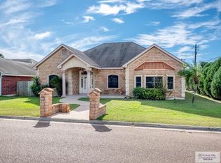 702 Town Lane Dr, Harlingen, TX 78550