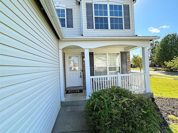 3rd image of 9529 Wilson Bridge Dr