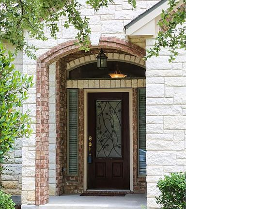 2nd image of 309 Wrought Iron Dr