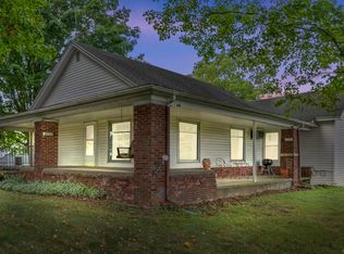 890 W Lisbon Rd, Kendallville, IN 46755