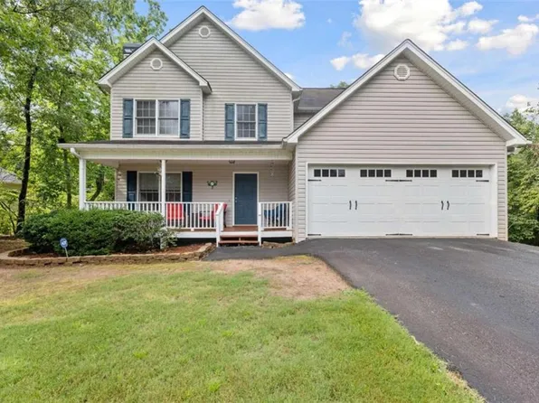 121 Brookwoods Ln, Dahlonega, GA 30533
