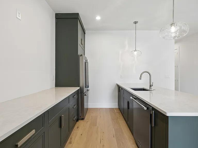 17 Jones Cir — Photo 64