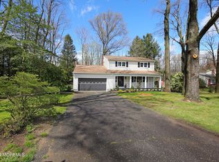 68 Swartzel Dr, Middletown, NJ 07748