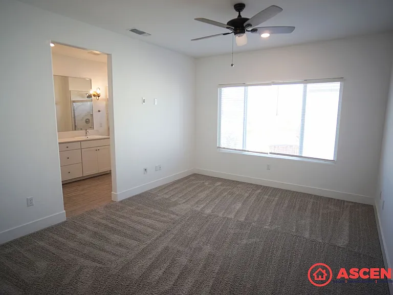 9000 Lily Crest Way — Photo 16
