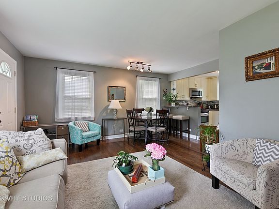 3rd image of 1344 Arbor Ave