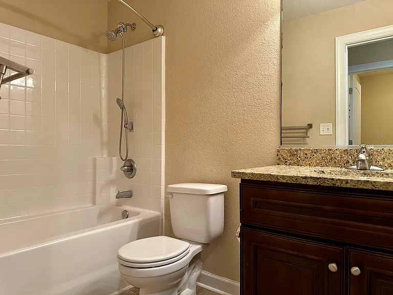700 Albertine Ct — Photo 20