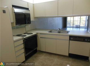 3503 Oaks Way APT 411, Pompano Beach, FL 33069