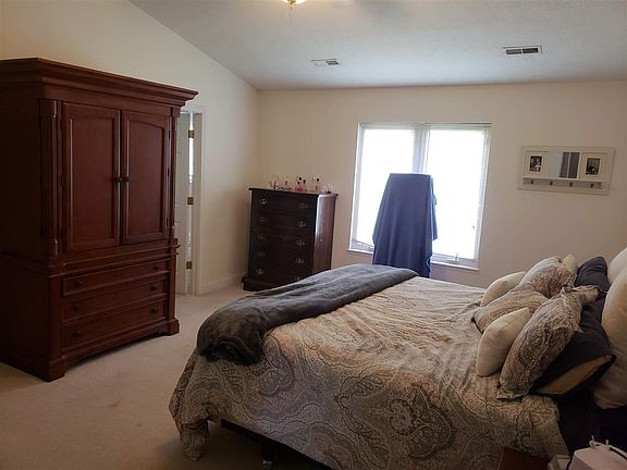 4th image of 6138 Flintlock Dr