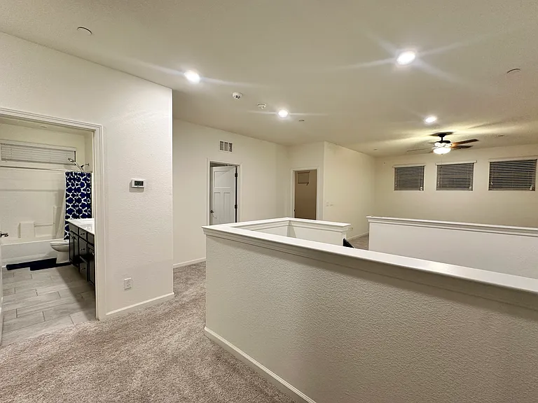 Vino Verde Ct — Photo 17