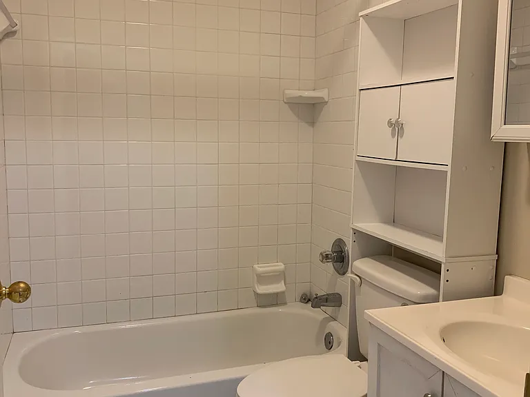 151 Cove Dr #4 — Photo 6