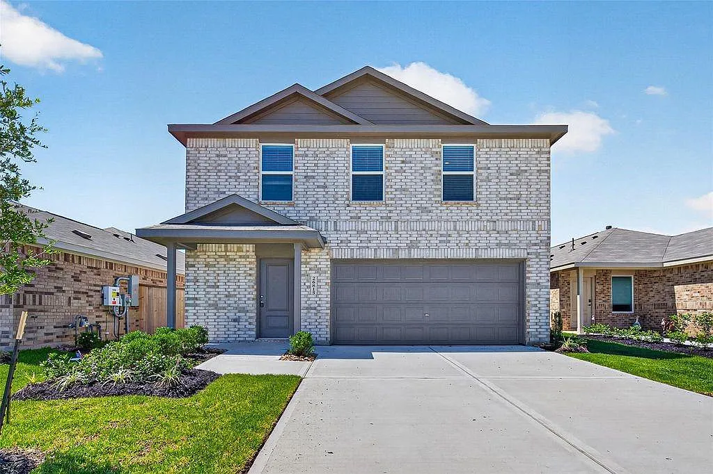 4 bed, 2.0 bath, $2,650 — Photo 1