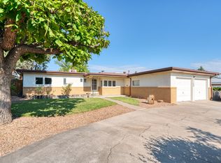 1109 Kentucky St NE, Albuquerque, NM 87110