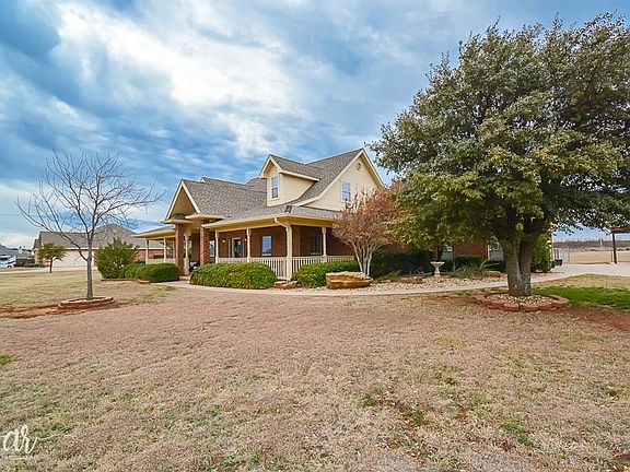 3rd image of 166 Deer Valley Dr