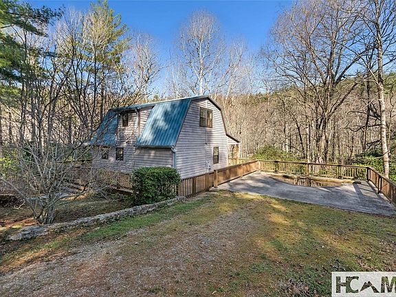 2nd image of 66 Jones Hollow Rd