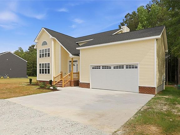 4th image of 32496 Pebble Brook Dr