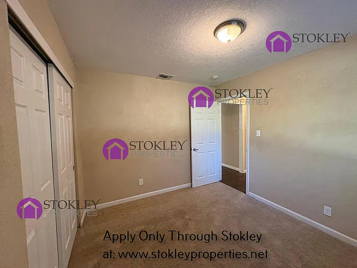 166 Lois Ct — Photo 14
