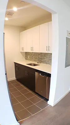 Rented by Greystar | media 8