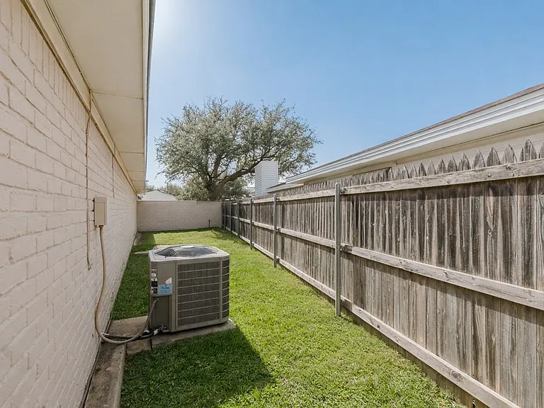 3306R Haynes Ave — Photo 41