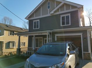 4125 Orient Ave, Flushing, NY 11363