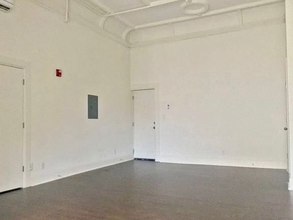 3rd image of 1212 Saint Paul St Space 1212-1B
