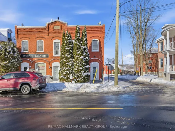 1042 King St, Champlain, ON K0B 1K0