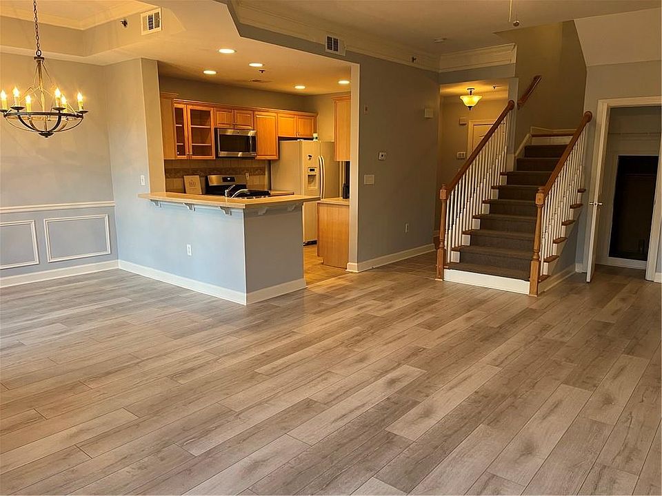 1st image of 850 Piedmont Ave NE Unit 3325