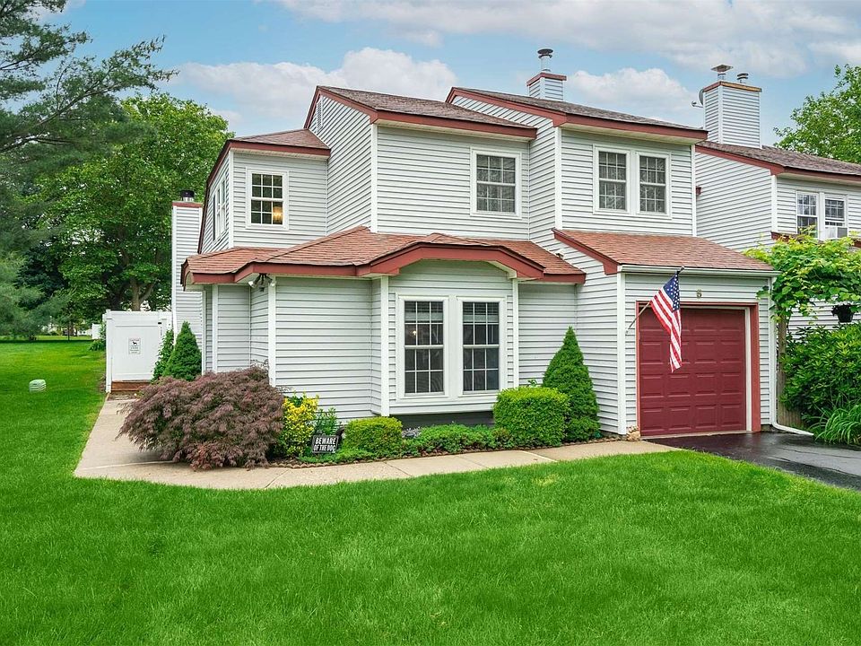 1st image of 5 Georgian Ct #5