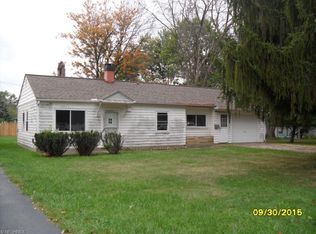 4812 Forest Rd, Mentor, OH 44060