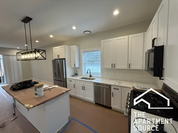 858 N Paulina St, Chicago, IL