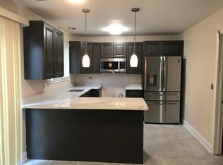 1148 Bramble Ave, Bolingbrook, IL 60490