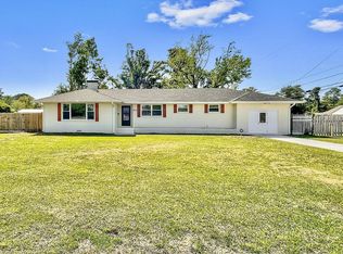 813 Henderson Dr, Jacksonville, NC 28540