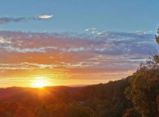 3421 Julia Rd, Renick, WV 24966