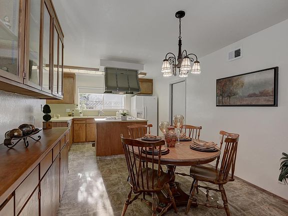 5th image of 1798 Rosswood Dr