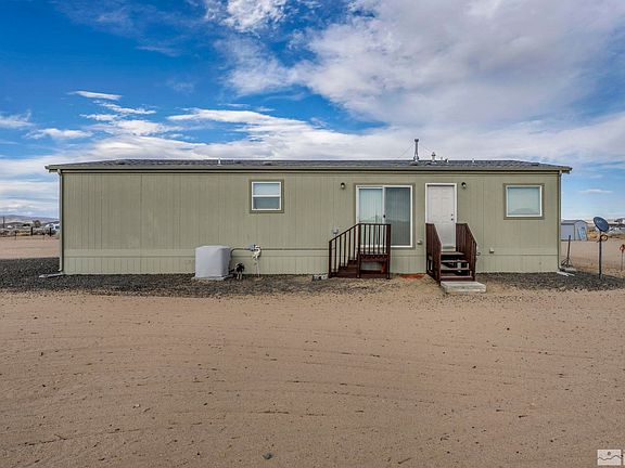 5th image of 2785 E 8th St
