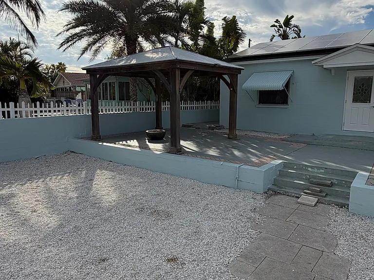 509 S Bayshore Dr #1 — Photo 5