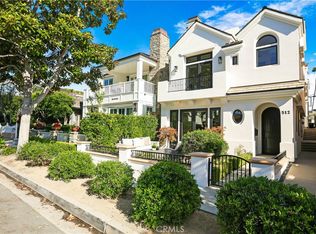 512 Fernleaf Ave #1, Corona Del Mar, CA 92625
